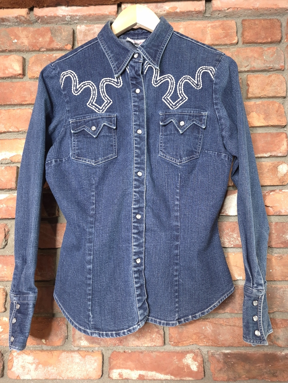 Roper Western Denim Shirt Embroidered Yoke Pearl Snap Medium Y2K Vintage Style